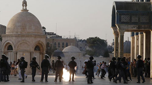 La ocupación israelí prohíbe a palestinos entrada a lugar sagrado musulmán